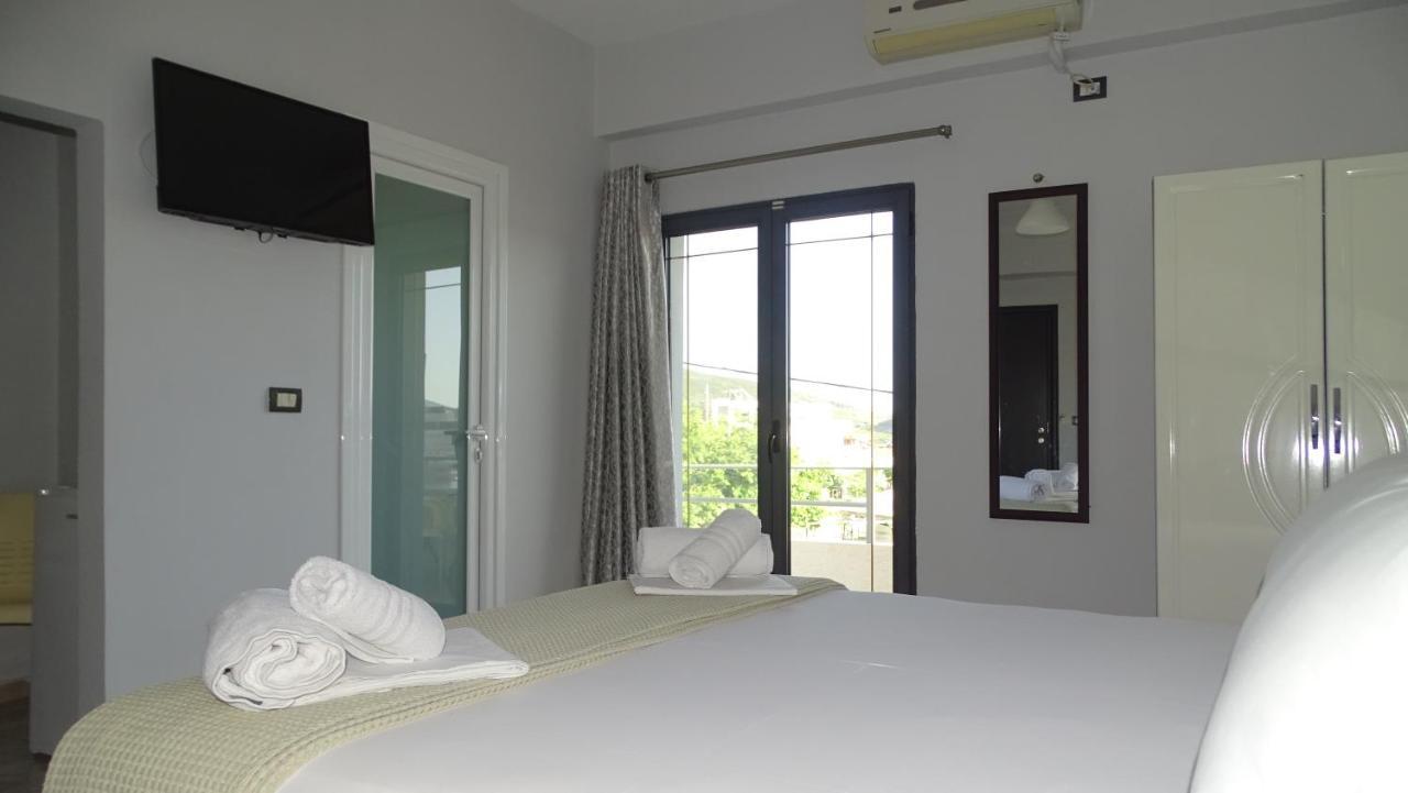 Hotel Ardiani Ксамил Экстерьер фото